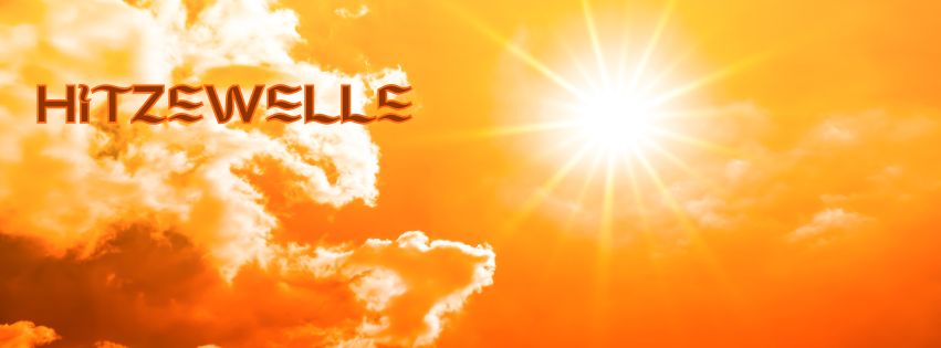 Hitzewelle: Orange-roter Himmel, die linke Hälfte mit Wolken, rechts die grell strahlende Sonne